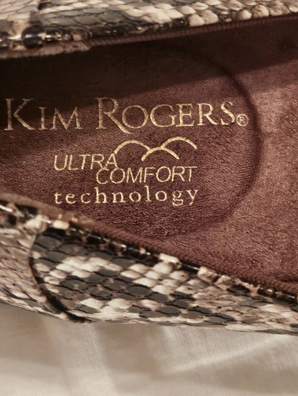 Kim Rogers- Tan Snake- Blayne Loafers w/ Gold Hardware- 8 1/2 M - Picture 6 of 8